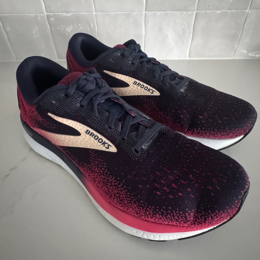 Brooks Ghost 16 Running Shoes Womens 9.5 Narrow AA Navy Pink Burgundy Sneaker